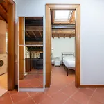 Dimora Oberdan 1800 - Historic Duplex 70m From Arena - 2br 2ba Верона
