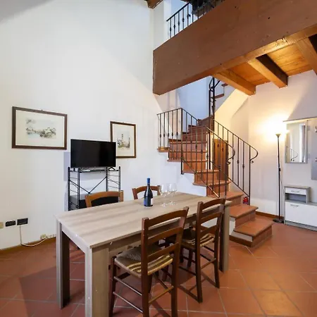 Dimora Oberdan 1800 - Duplex 70m From Arena 6 Beds