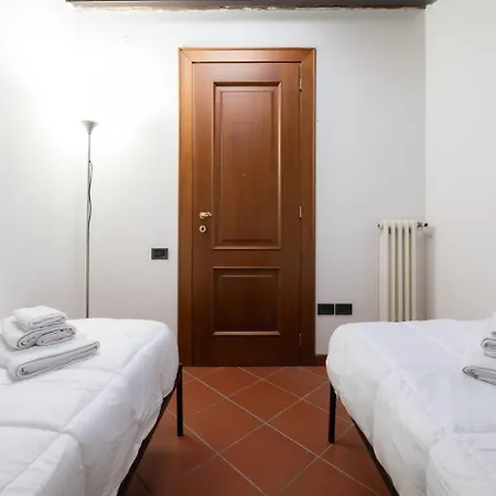 Dimora Oberdan 1800 - Duplex 70m From Arena 6 Beds * Werona